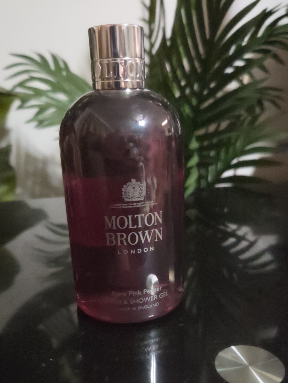 Molton Brown Pink Pepper Shower Gel - Dark Pink Bottle with Silver Cap